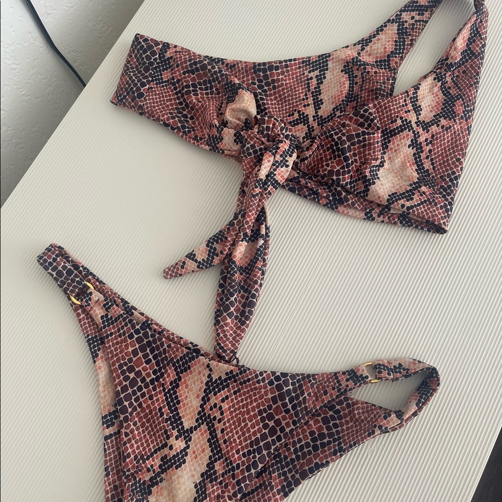 Blackbough swim Riri bottoms in XL and Paris top in M in color Sahara